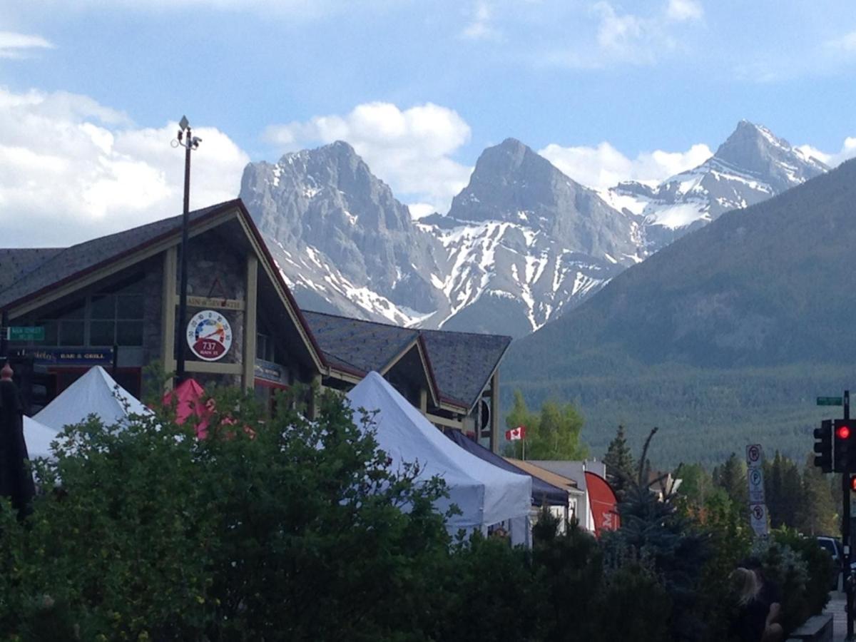 Apartment 406, Indigenous Artefacts Canmore Exterior photo